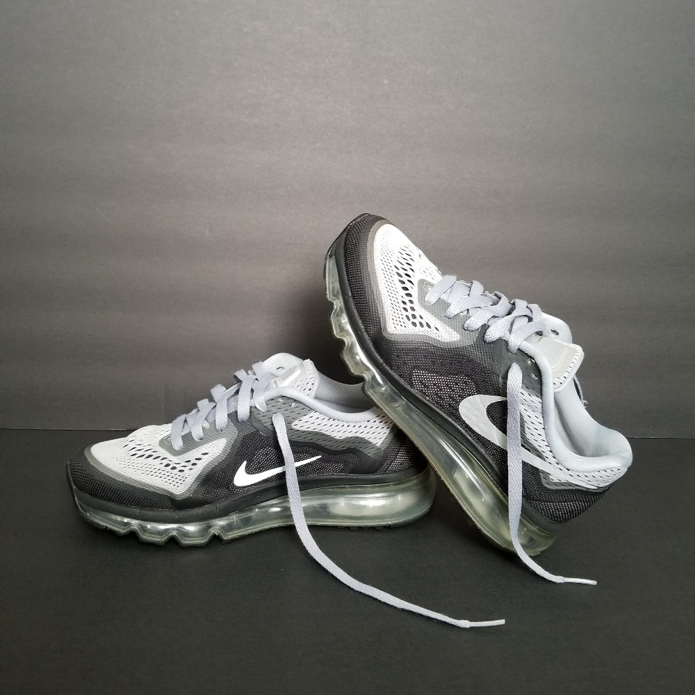 Nike Air max plus womens athletic shoes sz 6